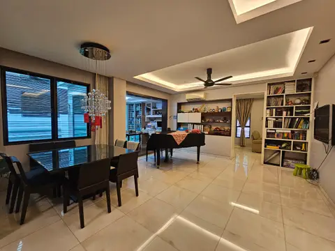 Royale Palms, Putra Heights