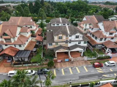 Seksyen 27, Shah Alam