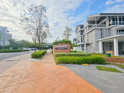 The Residences @ The Glades, Putra Heights