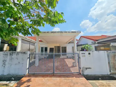 Hijauan Valdor, Simpang Ampat