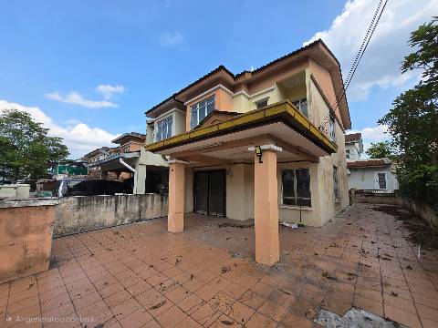 Puncak Jalil