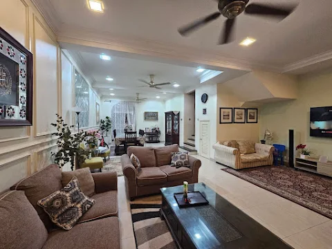 Putra Avenue, Putra Heights