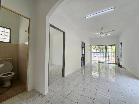 Taman Lestari Putra, Seri Kembangan